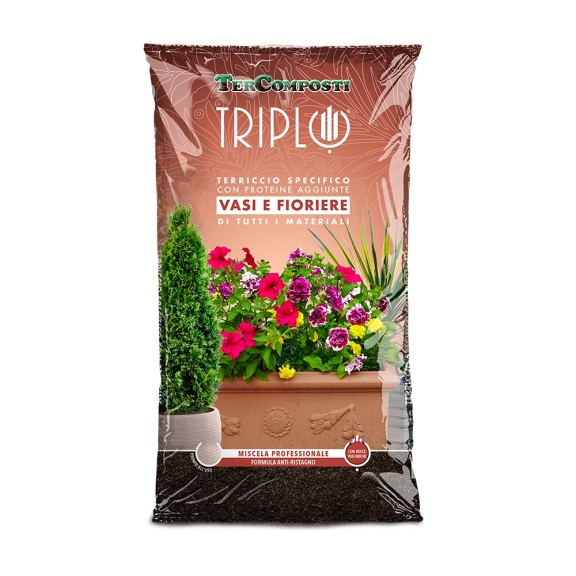 triple pots and flowers